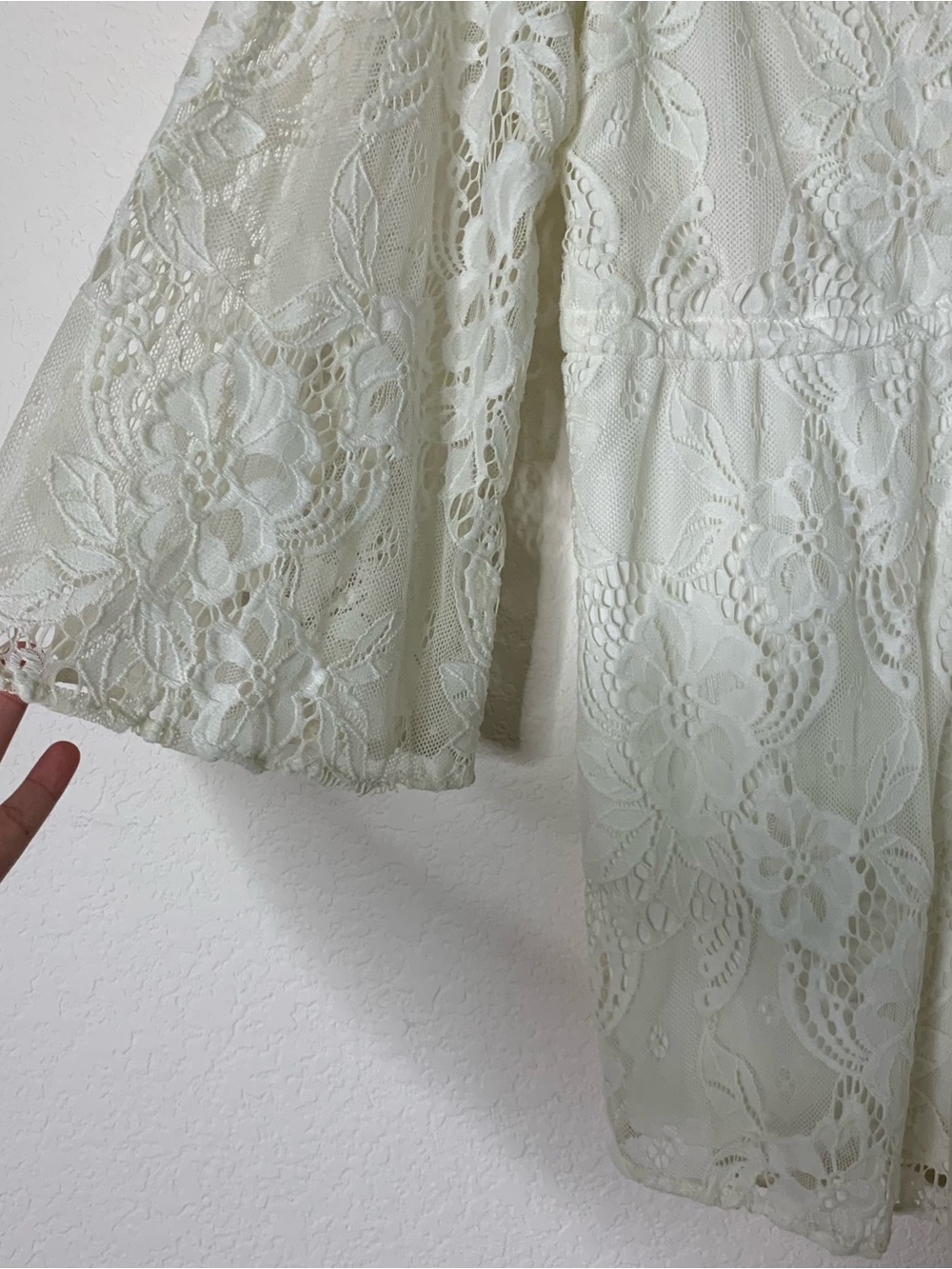 Show me your mumu Womens lace long sleeve roxy romper S - Picture 3 of 9